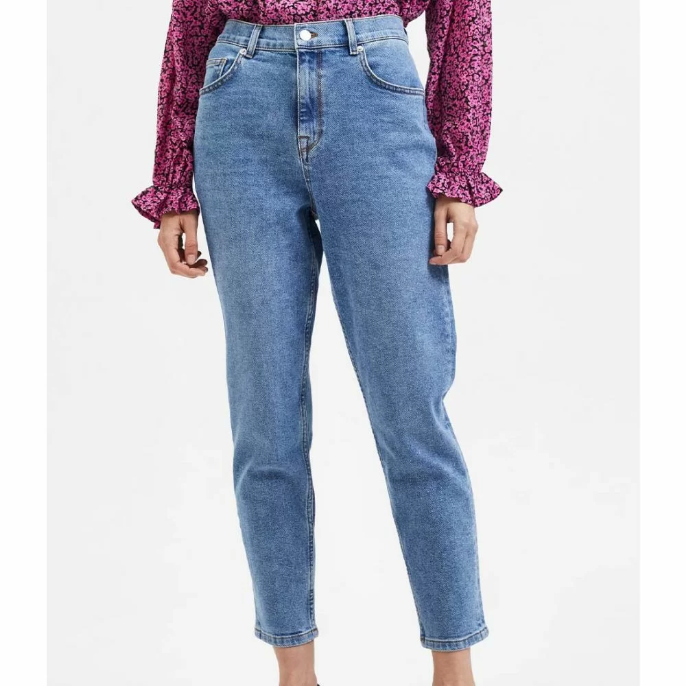 SELECTED FEMME Felina High Waist Mom Lair Blu Jeans Medium Blue Denim The Little Green Bag