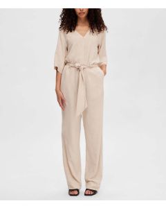 SELECTED FEMME Slfviva 2/4 Long Linen Jumpsuit Sandshell | The