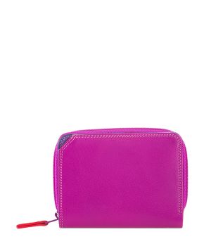 Zip outlet around purse